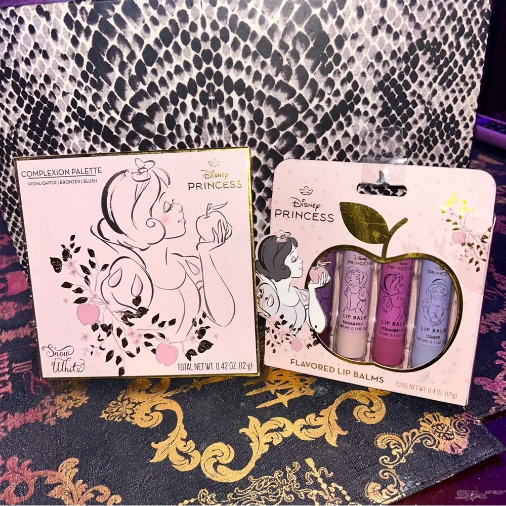 Disney Princess Snow White Complexion Palette & lipgloss set by Taste Beauty.